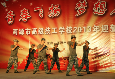 （图四） 教官也来露一手