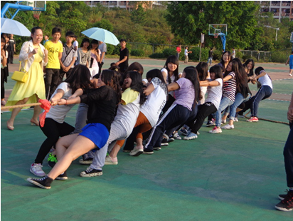 （图一）  同学们，加油！
