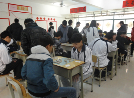 （图二）热闹的比赛现场