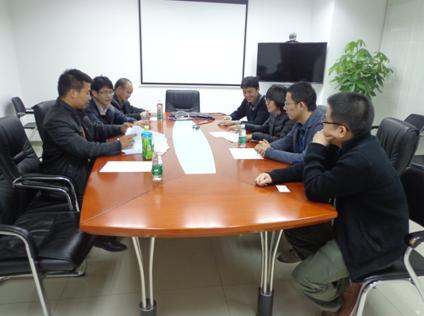 （图三）专业教师与深圳金立通信设备有限公司工作人员座谈