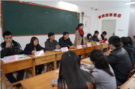 （图一）刘晓霞主任为学生送上新年的祝福