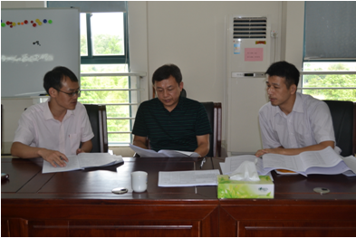 （图三） 关志伟院长作指导