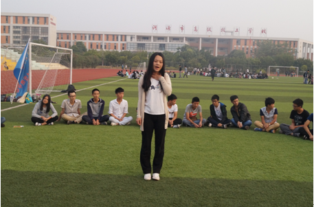 （图五）新成员为大家带来美妙歌喉