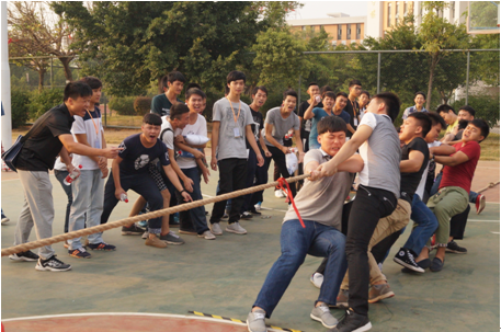 （图三）冠亚争霸的14级汽修高级班