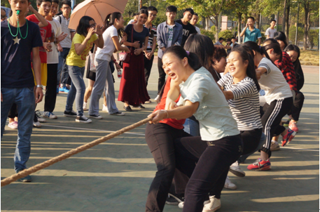 （图二）巾帼不让须眉