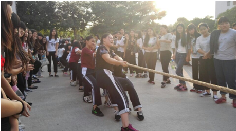 （图二）14级会计5班比赛进行中