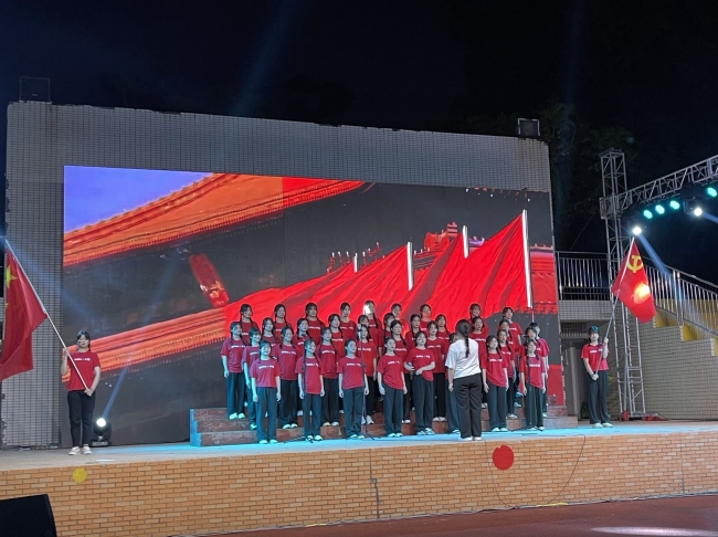 红歌合唱比赛现场.jpg