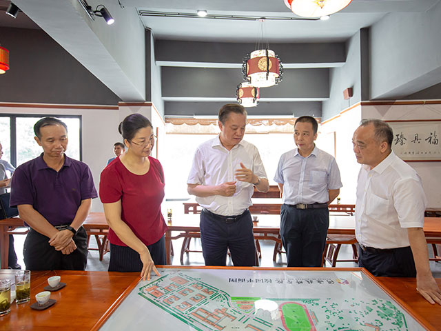 2019年7月16日，广东省人力资源和社会保障厅厅长陈奕威一行到我院调研办学情况