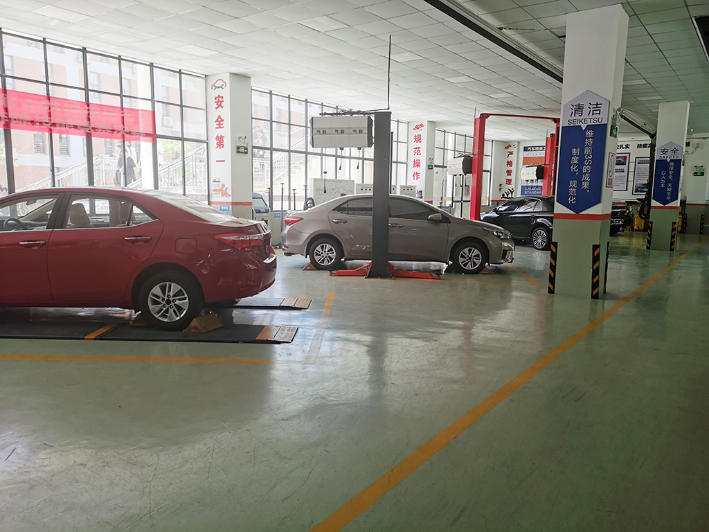 汽车精英工厂2