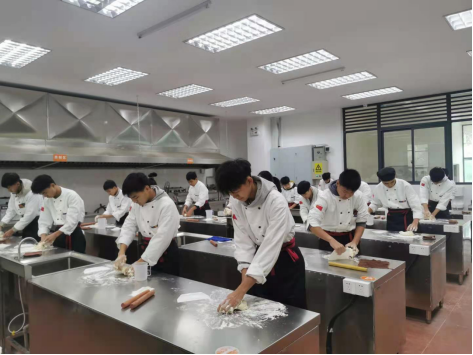 20级烹饪2班2020-2021学年第一学期表彰大会253.png