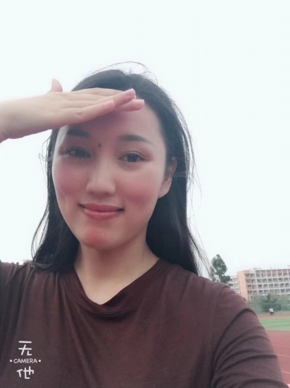 陈丽.jpg