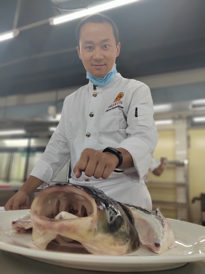 烹饪专业教研组长谢志海.jpg