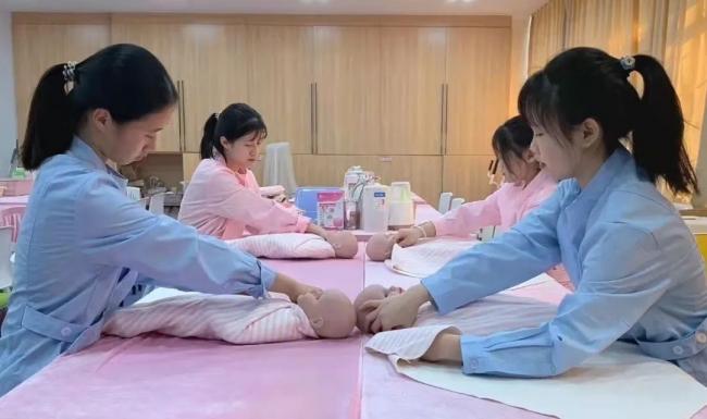 母婴实训室.jpg